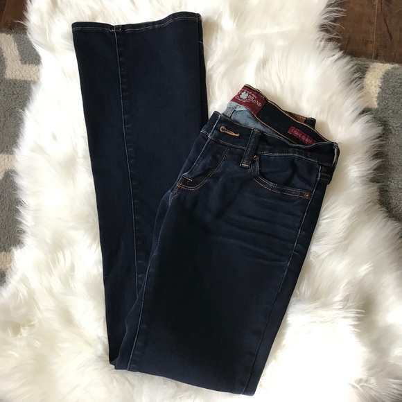 Lucky Brand Charlie Baby Boot Jeans - Picture 2 of 7